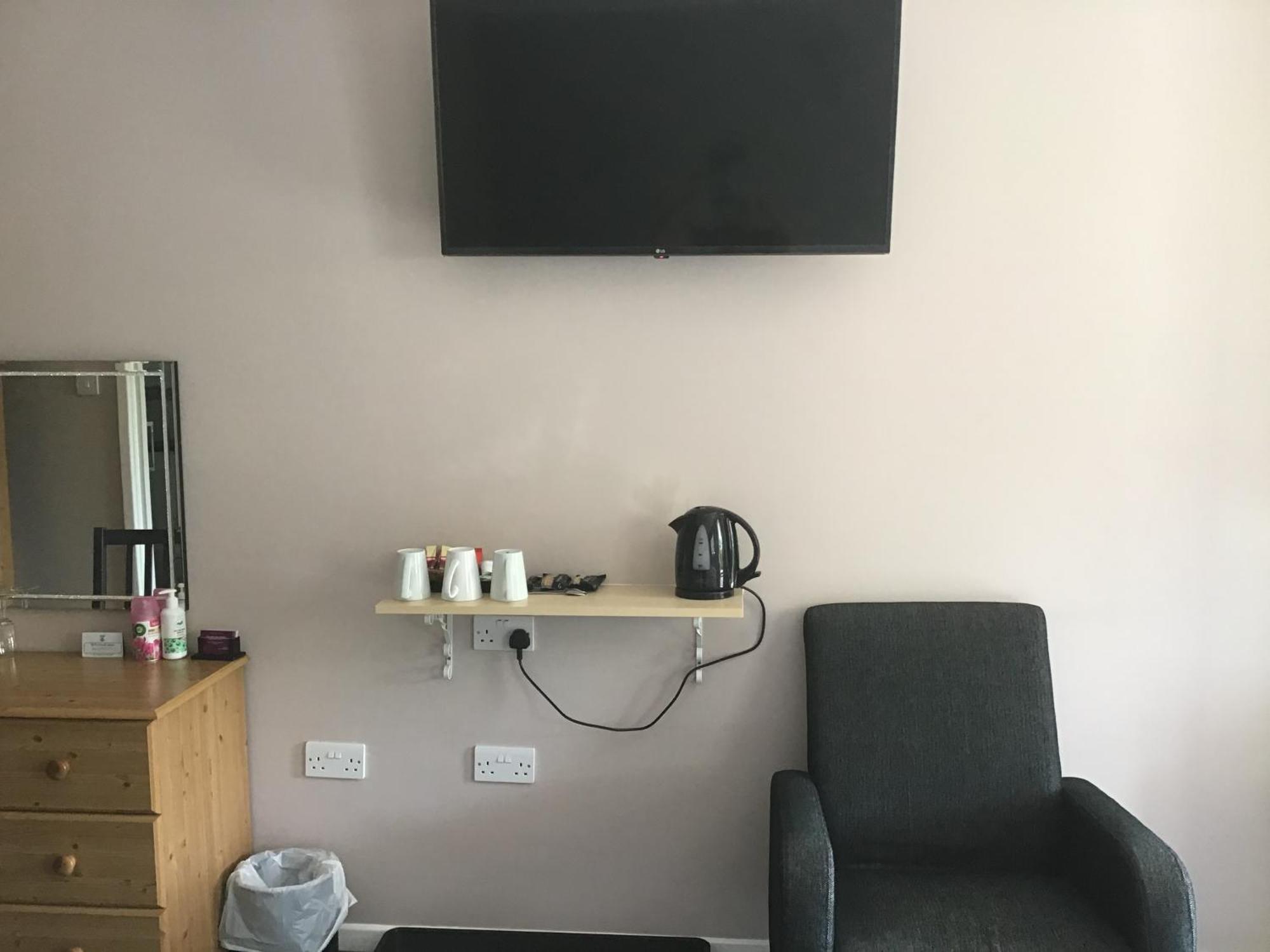 The New Inn Motel Йорк Номер фото
